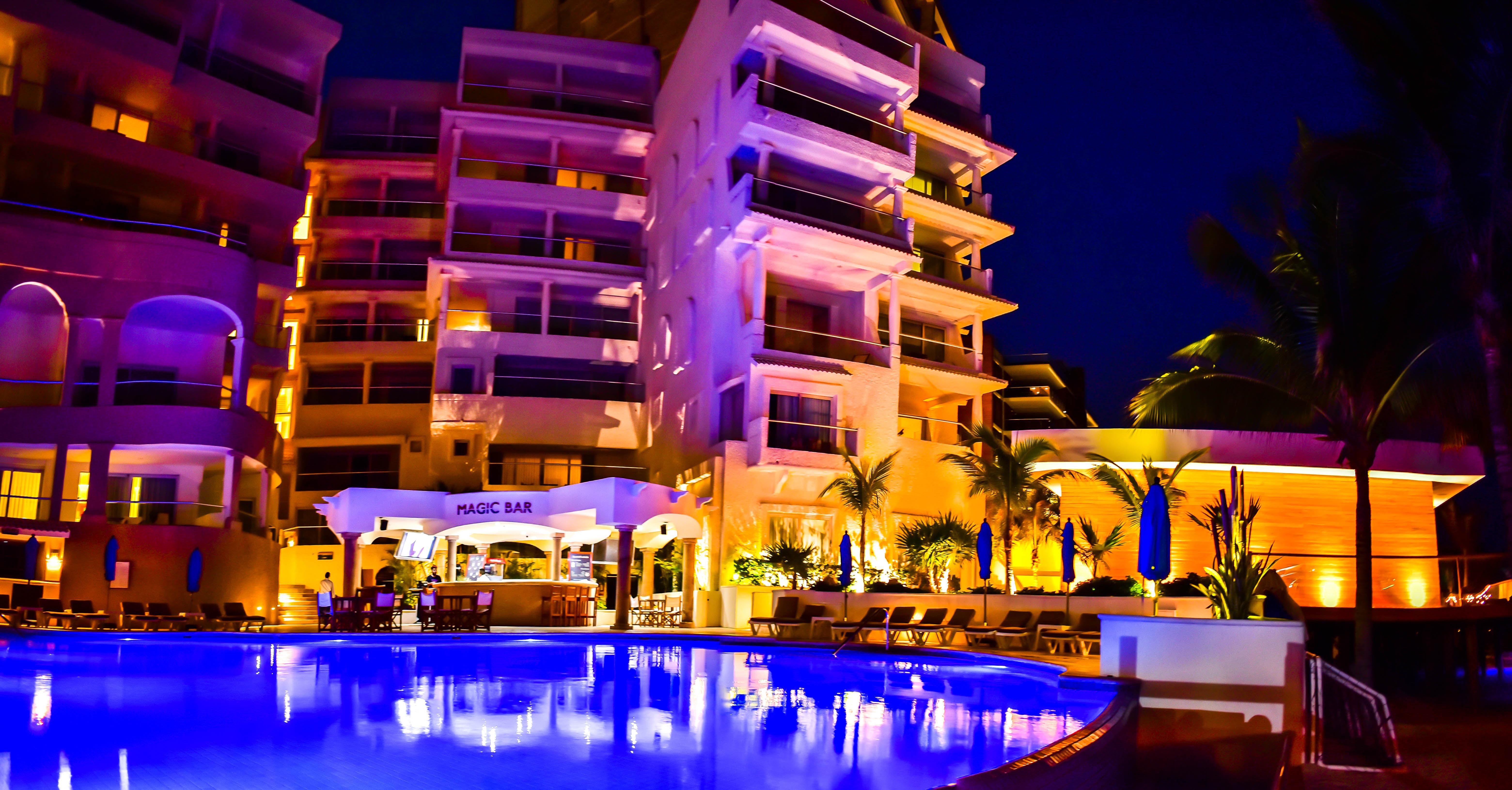 Hotel Nyx Cancun Exterior photo